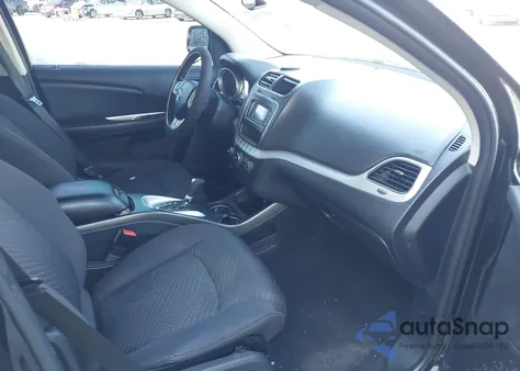 2013 Dodge Journey Sxt z USA, uszkodzony, nr VIN 3C4PDCBB6DT576445